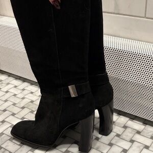 Suede Vintage Gucci boots